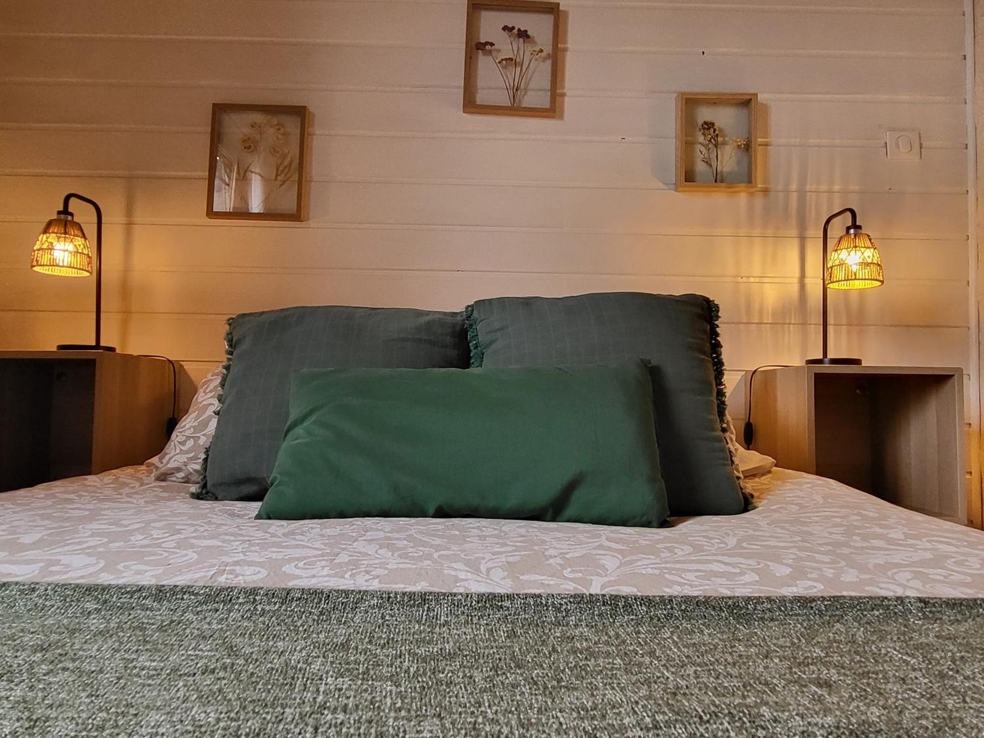 Hotel Le Grenier à Blé à Satillieu Chambre photo